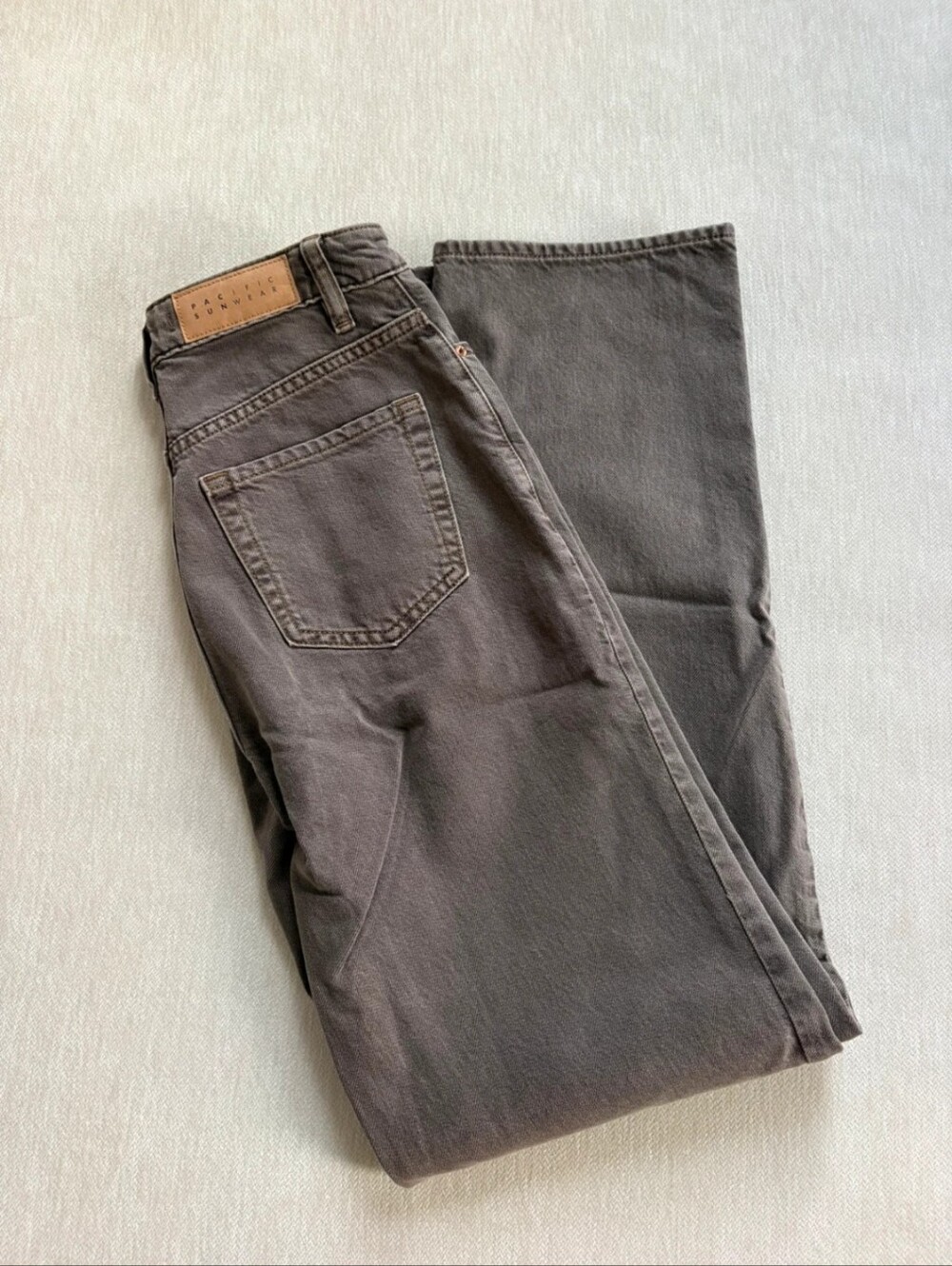 PacSun 90's boyfriend brown jeans size 25